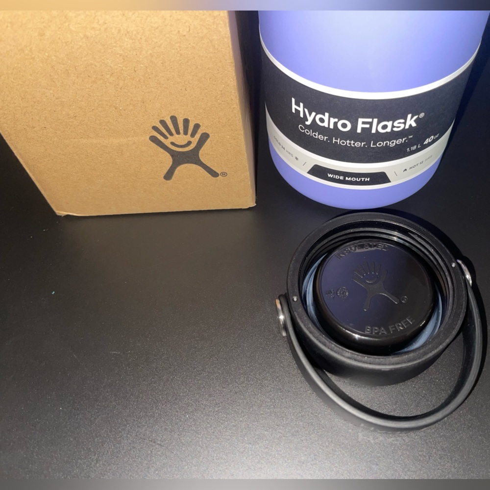NWB Hydroflask 40 oz Bottle Lupine - Picture 3 of 4